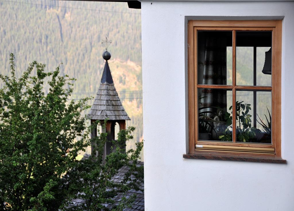 Hotel Kompatscherhof Luson Εξωτερικό φωτογραφία