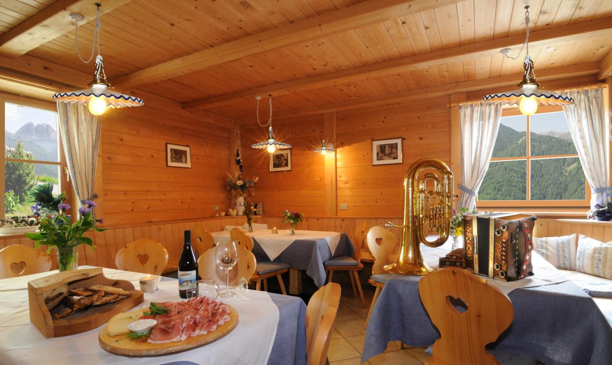 Hotel Kompatscherhof Luson Εξωτερικό φωτογραφία