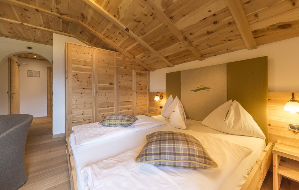 Hotel Kompatscherhof Luson Εξωτερικό φωτογραφία
